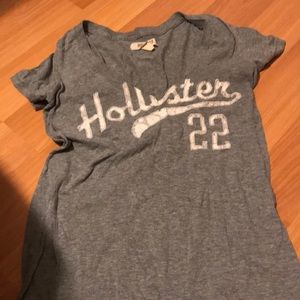 Hollis tee shirt